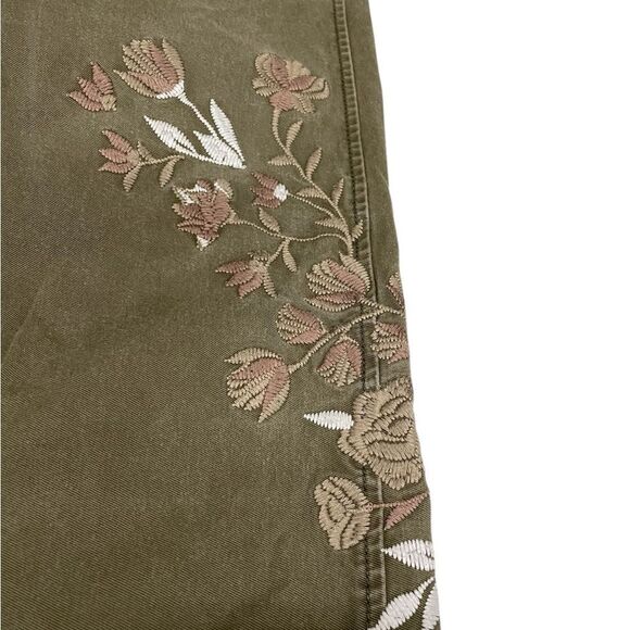 FREE PEOPLE Embellished Dusk Crop Jean Green Size 2 - Picture 4 of 9